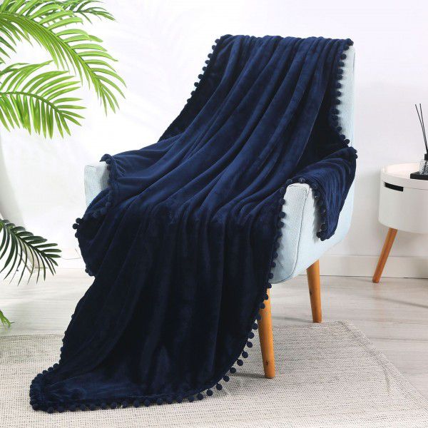 Solid color flannel ball blanket, plain color tassel blanket, office ball gift cover blanket