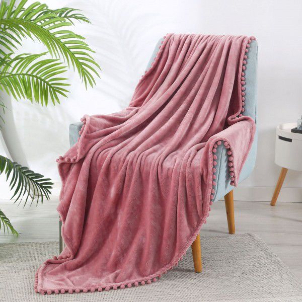 Solid color flannel ball blanket, plain color tassel blanket, office ball gift cover blanket