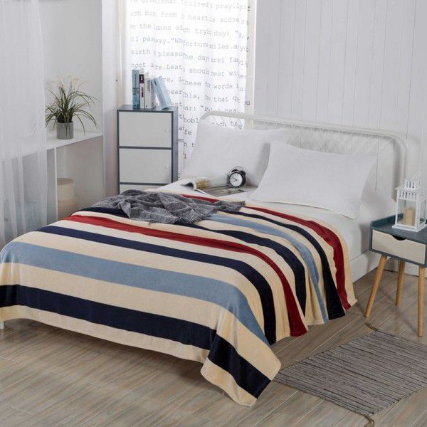 Coral blanket, small blanket, winter thickened and warm bed sheets, flannel blanket activity