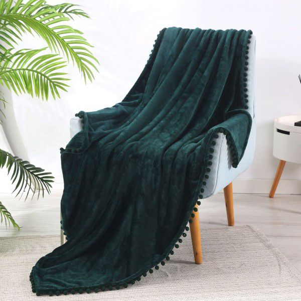 Solid color flannel ball blanket, plain color tassel blanket, office ball gift cover blanket