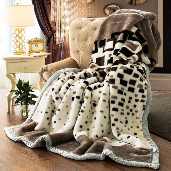 New Thick Cover Blanket Winter Super Soft Double Layer Wedding Blanket Velvet