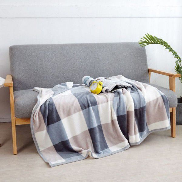 Small blanket leg covering blanket blanket thin summer blanket summer nap blanket blanket winter thickened coral blanket 